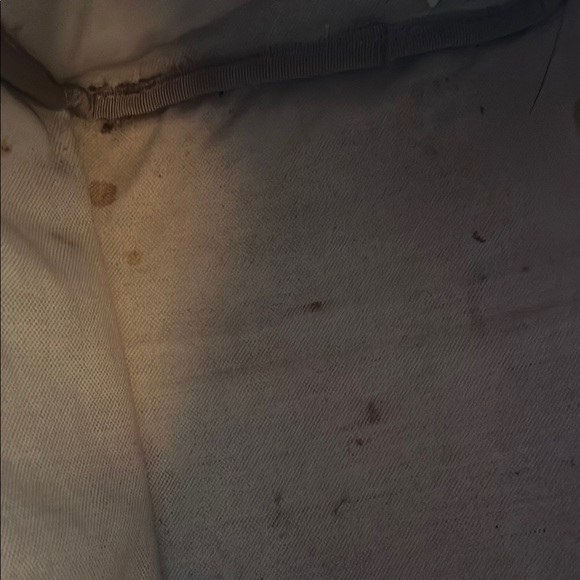 Gucci Beige Monogram Duffel Bag - Picture 8 of 13